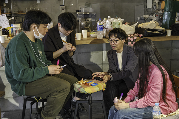 ゆめ名刺作成中の様子
