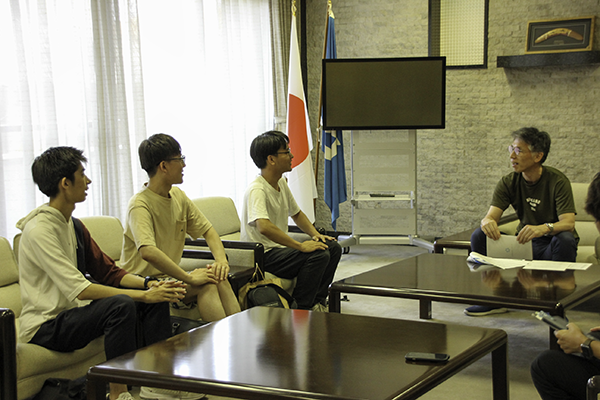 美濃加茂市・丸山副市長と東大生地方創生コンソーシアムとの会談