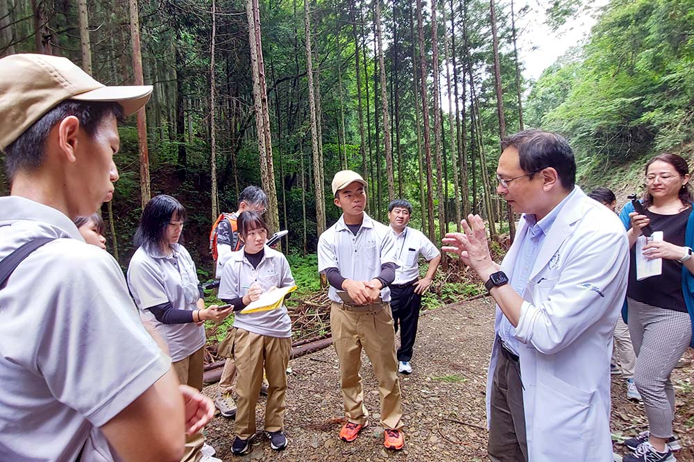 現地での意見交換